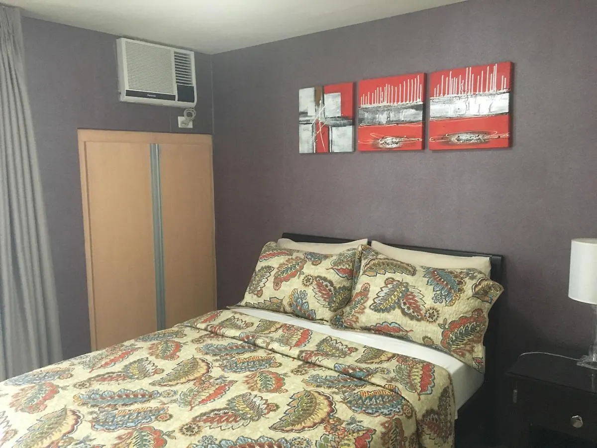 De Luxe 7Qrs Apartment Manila 0*,  Philippines